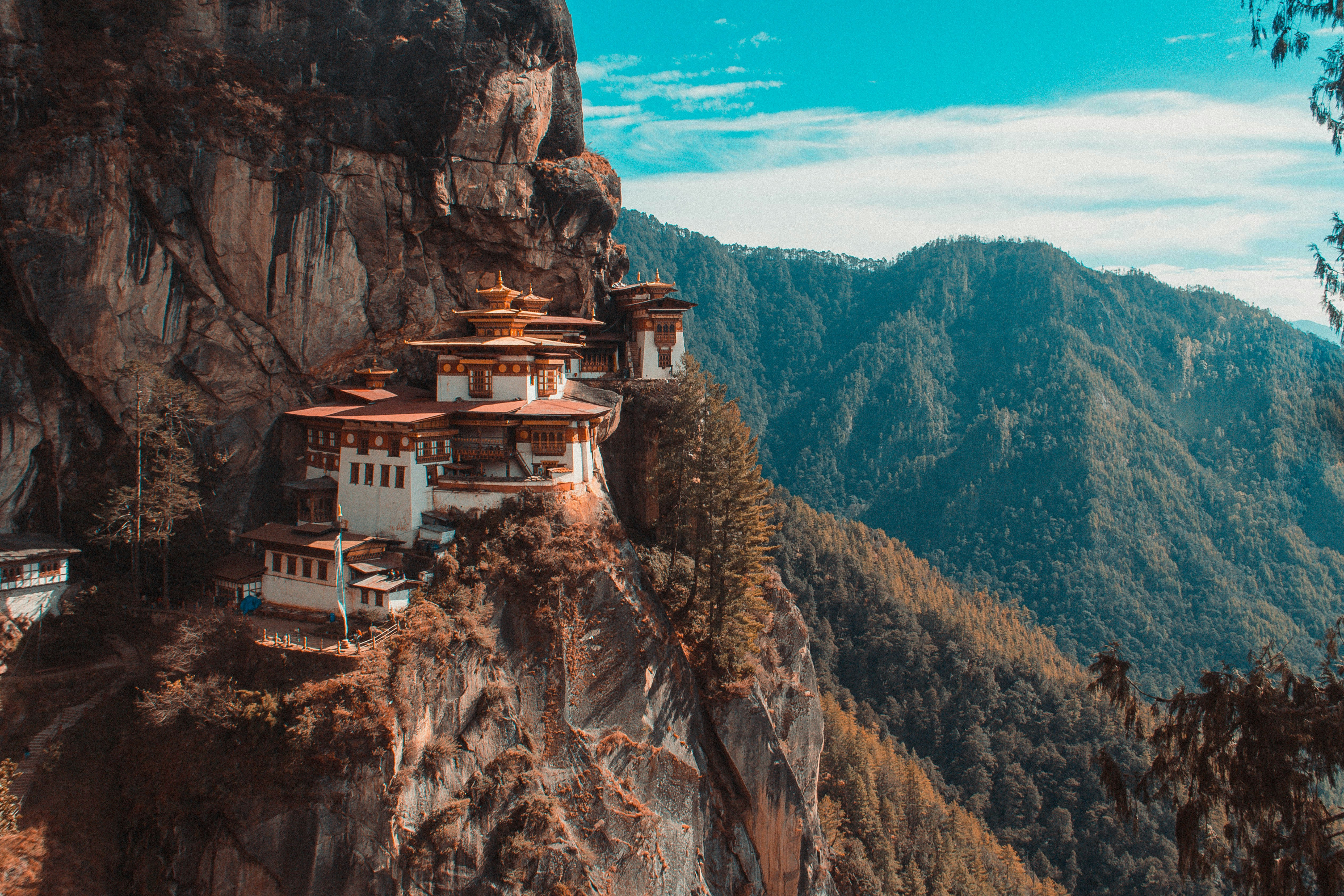 travel_Tour_Pakage_card_images/aaron-santelices-ZdwVvRdel8A-unsplash_KXvi3vK.jpg